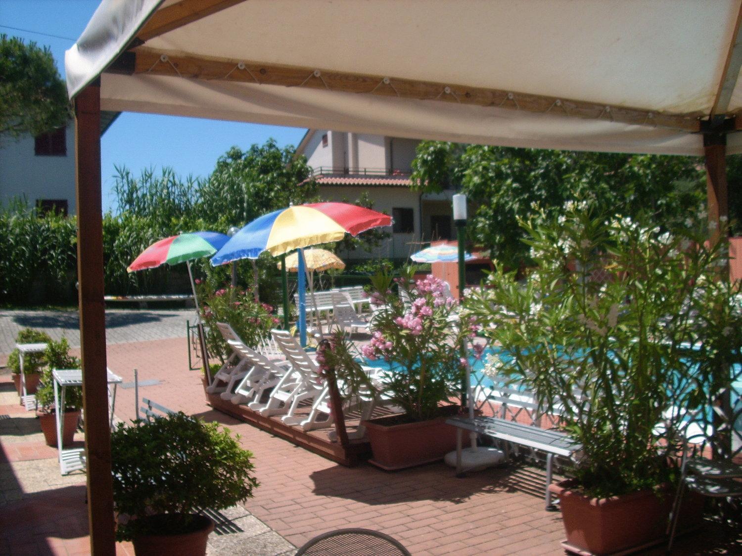 Residence Al Lago Кастильоне дел Лаго Екстериор снимка
