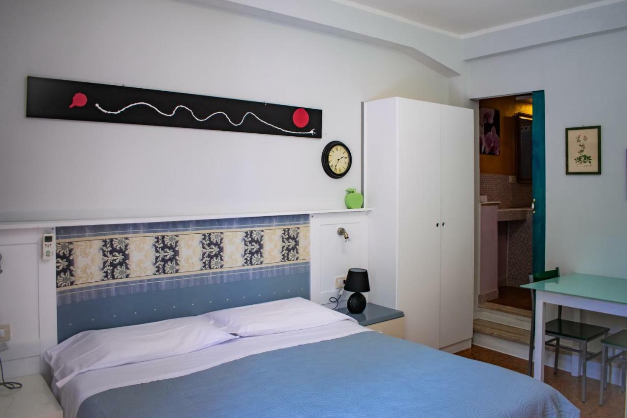 Residence Al Lago Кастильоне дел Лаго Екстериор снимка