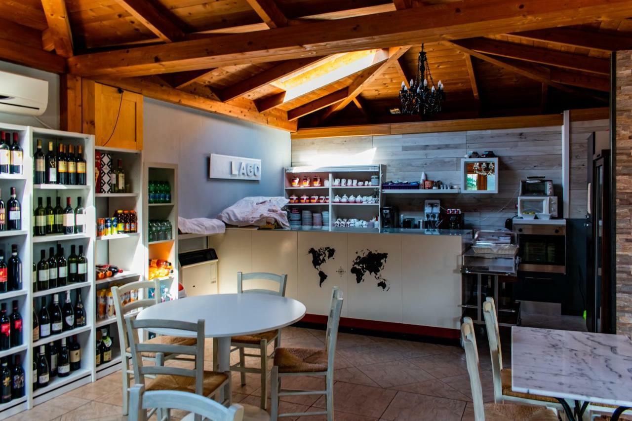 Residence Al Lago Кастильоне дел Лаго Екстериор снимка