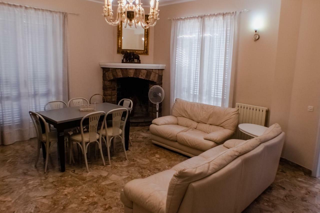 Residence Al Lago Кастильоне дел Лаго Екстериор снимка